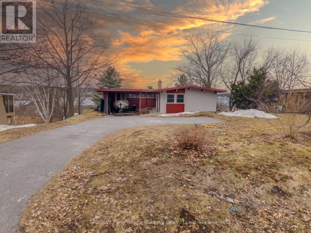 8 SUNSET AVENUE, Georgian Bay