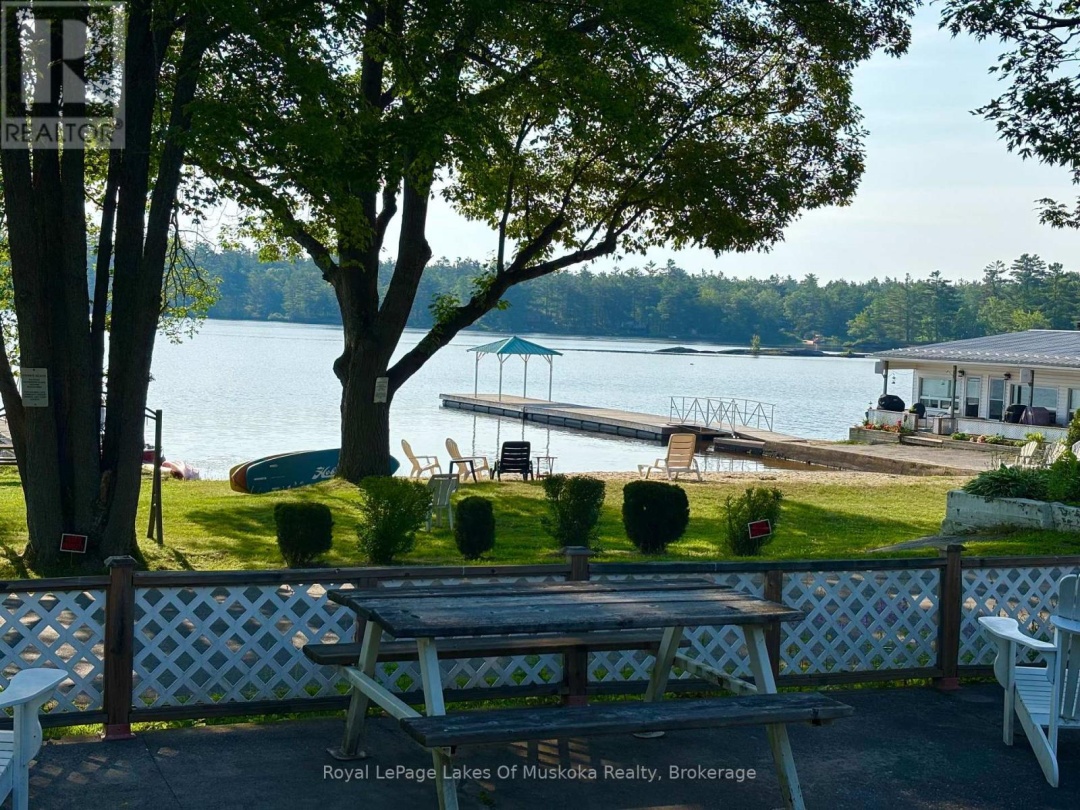 5 - 1115 KAHSHE LAKE ROAD, Kahshe Lake