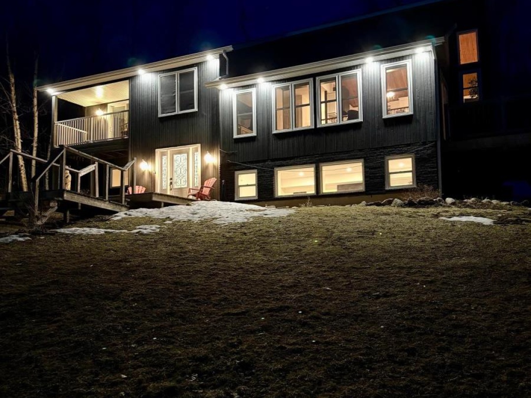 336 CLEAR LAKE ROAD, Seguin