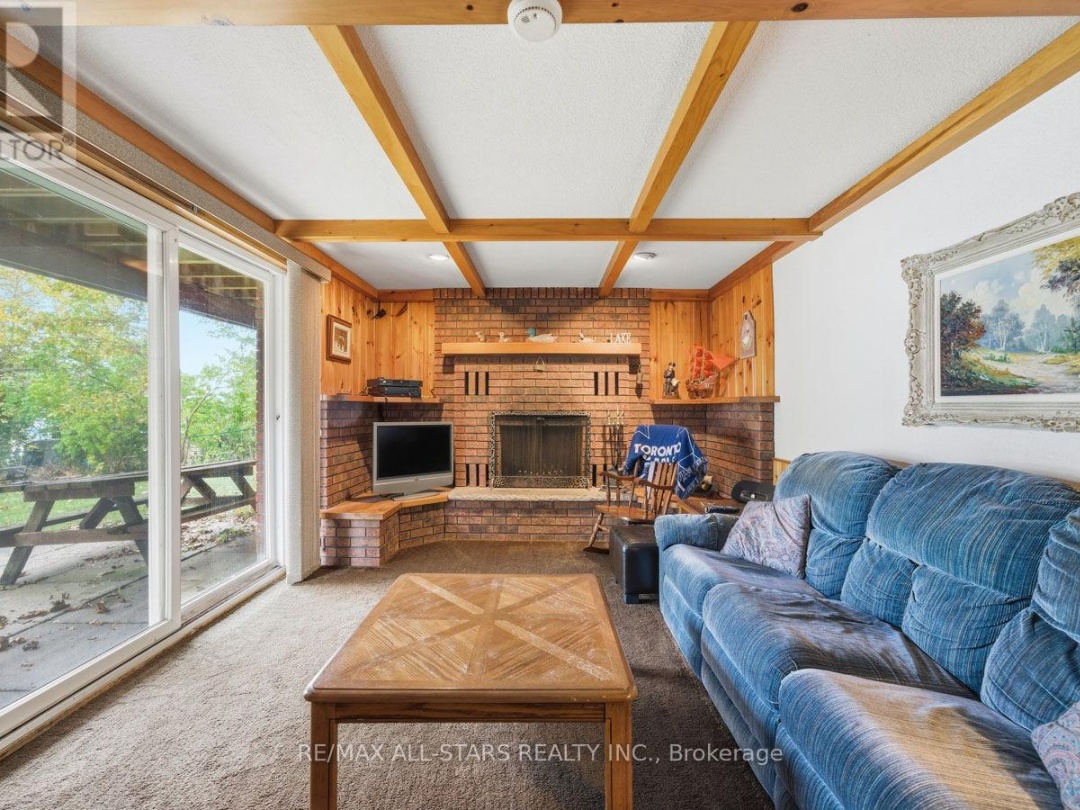 94 PLUM POINT LANE, Lake Scugog