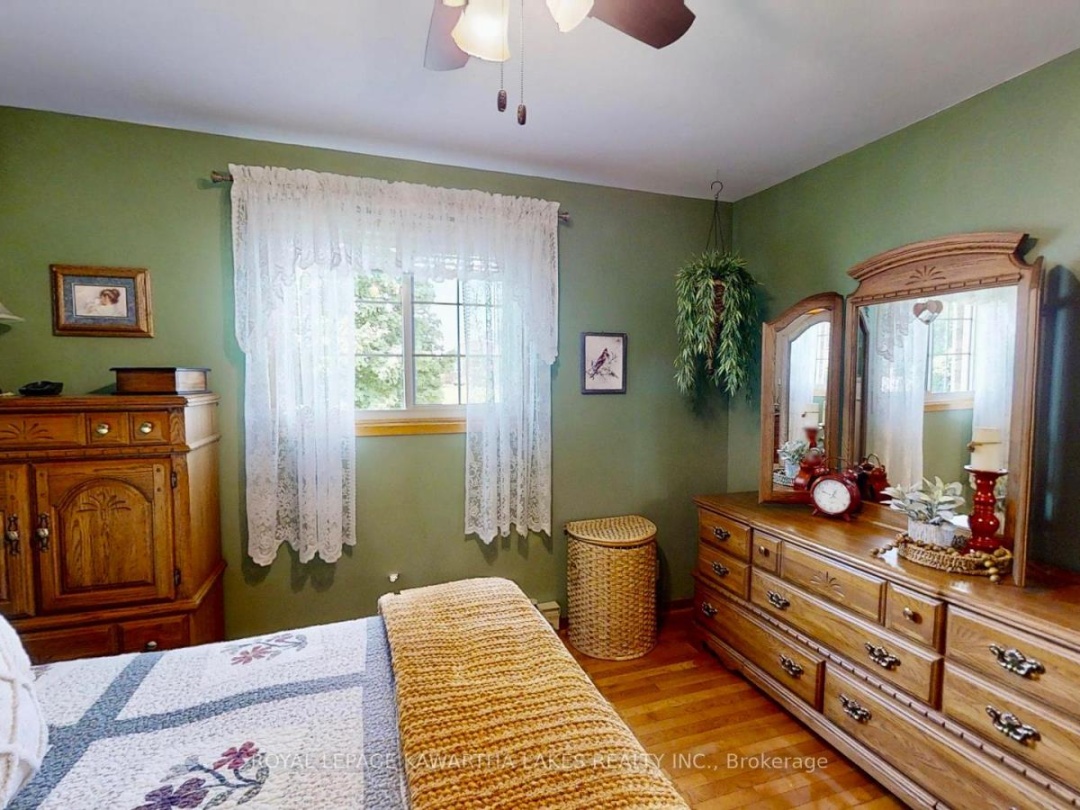 30 Grant Drive, Kawartha Lakes (Oakwood)