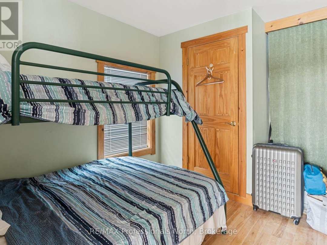 1127 BOBCAYGEON ROAD, Minden Hills (Anson)
