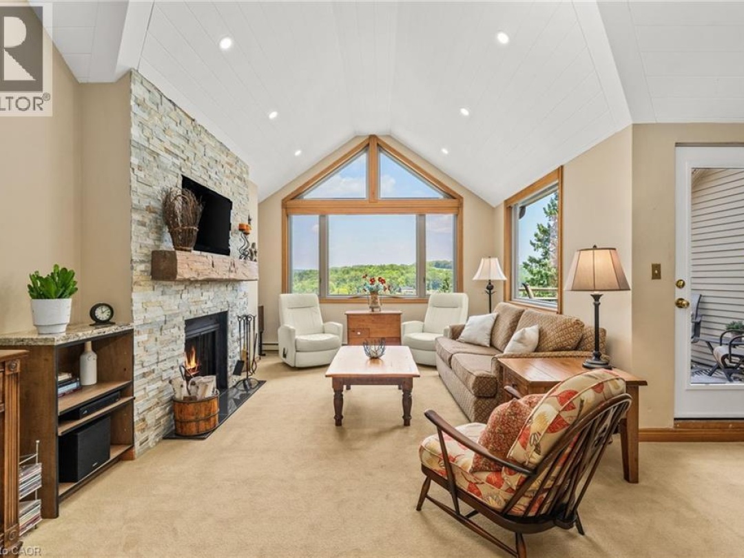 131 GRANDVIEW HILLTOP Drive Unit# 1, Huntsville