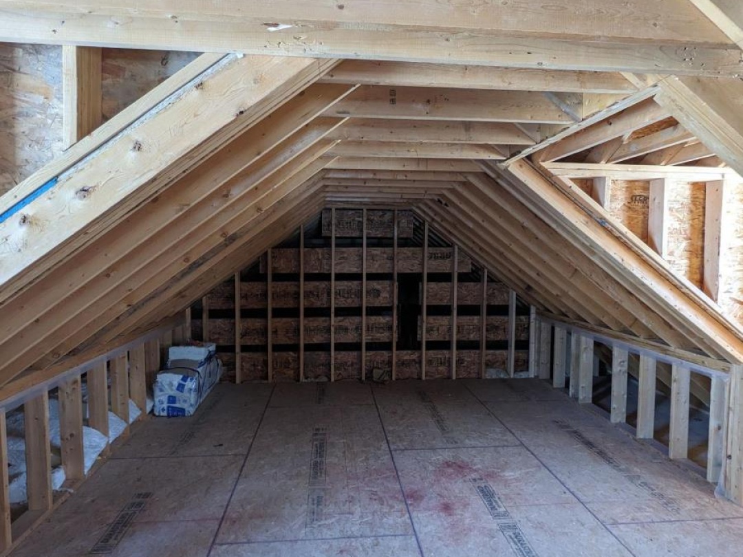 7761 MCARTHUR SIDE ROAD N, 