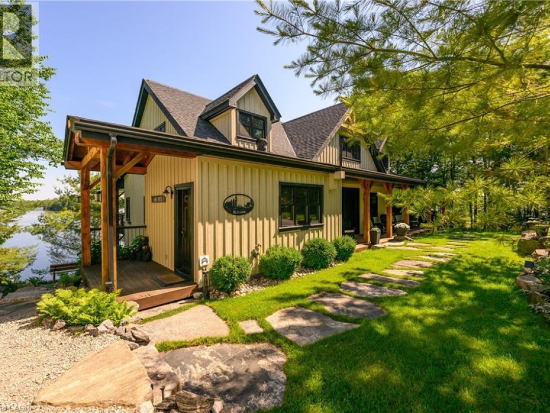990 HASKETT'S Drive, Six Mile Lake