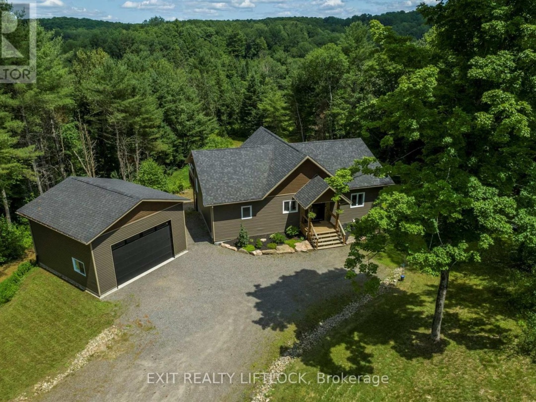 388 Bobcaygeon Road, Minden Hills