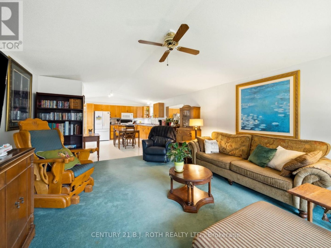 4117 ASH CRESCENT, 