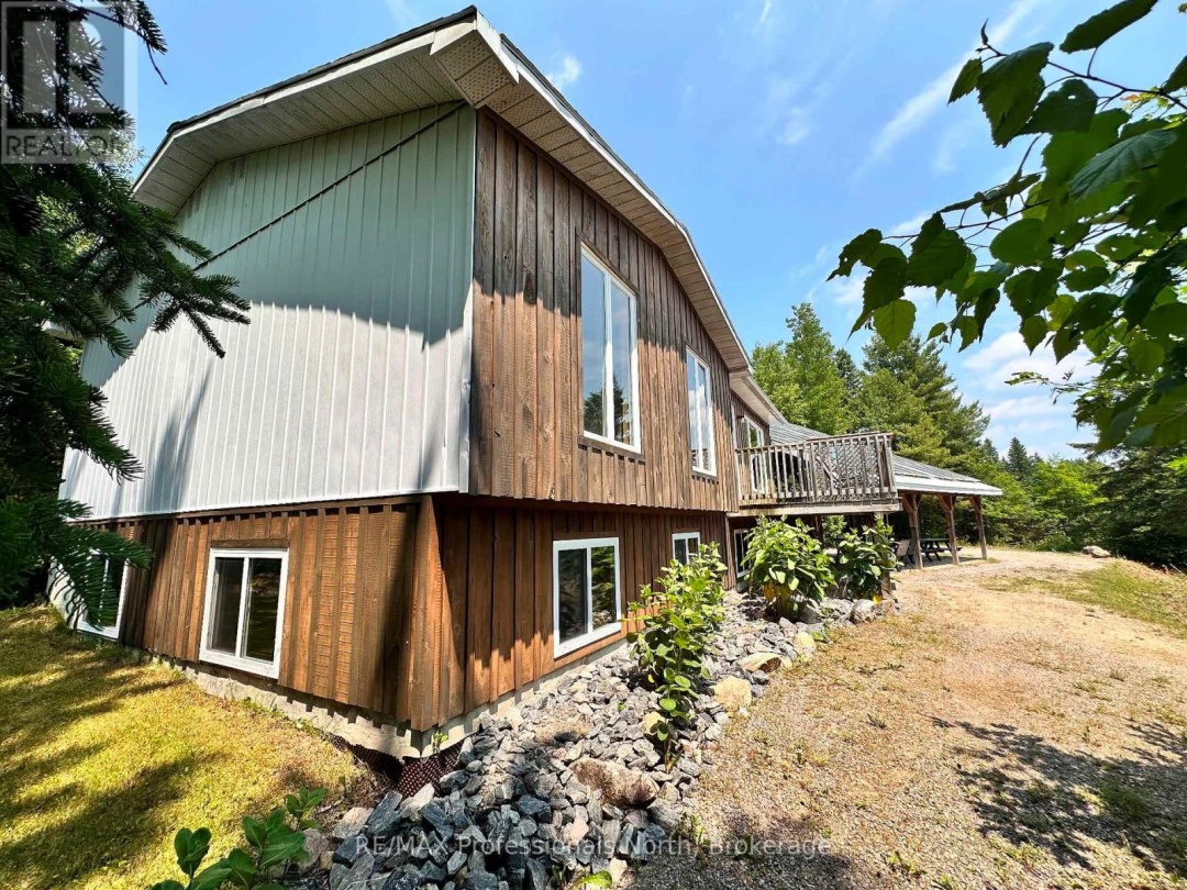 10916 HIGHWAY 503 HIGHWAY, Highlands East (Glamorgan)