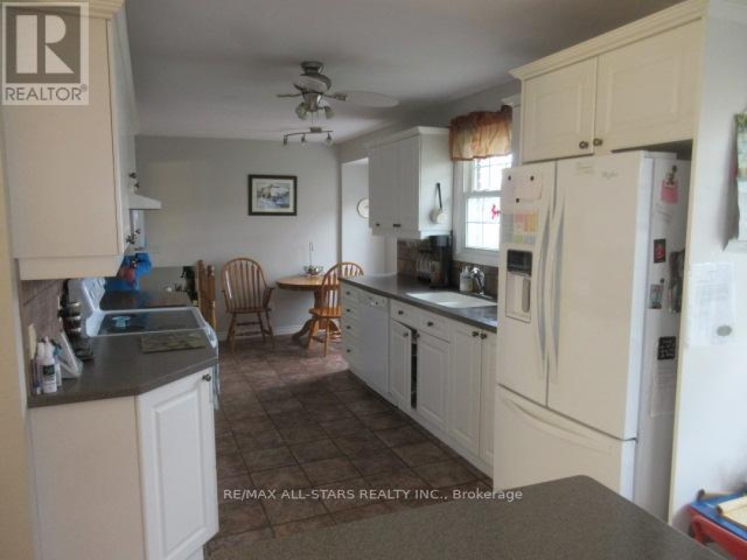 137 REID STREET, Kawartha Lakes (Bobcaygeon)