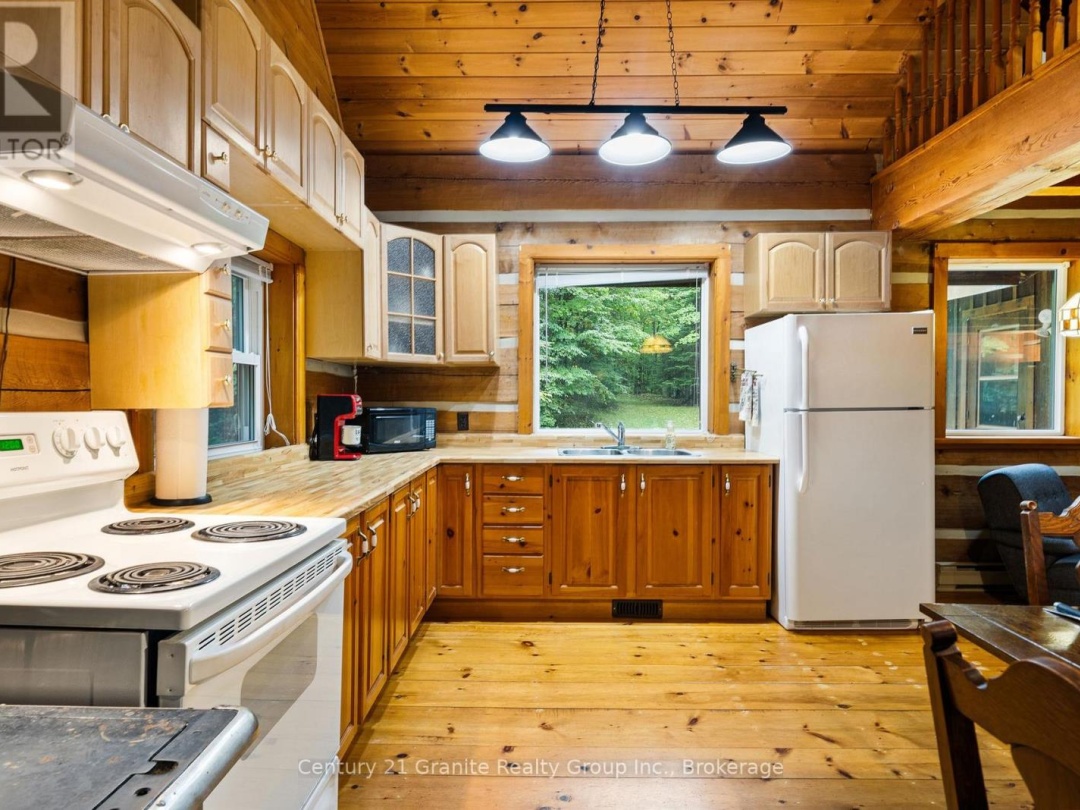 19221 HIGHWAY 118, Highlands East (Monmouth)