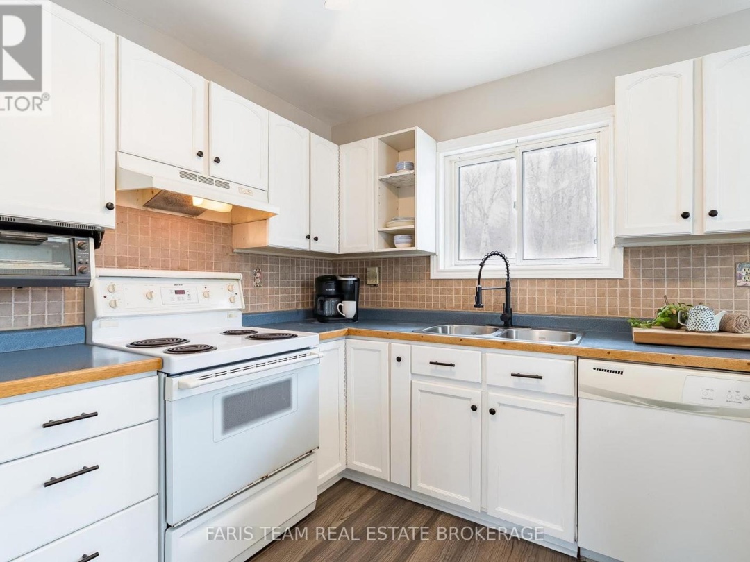 12804 COUNTY ROAD 16, Severn (Fesserton)