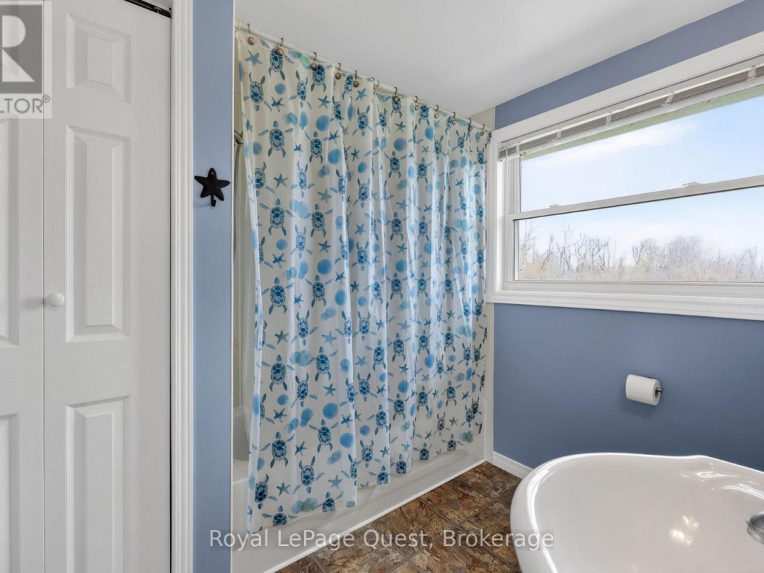 18 GOSS ROAD, Bass Lake