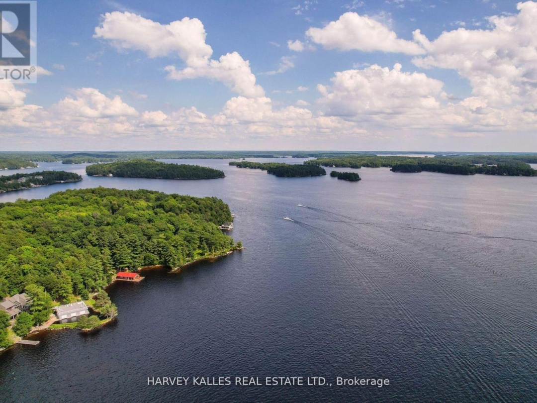 UNIT 2 - 2045 MUSKOKA RD 118W, 