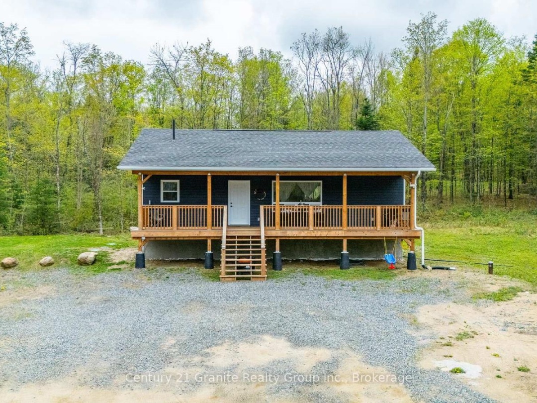 10498 HIGHWAY 118, Algonquin Highlands (Stanhope)