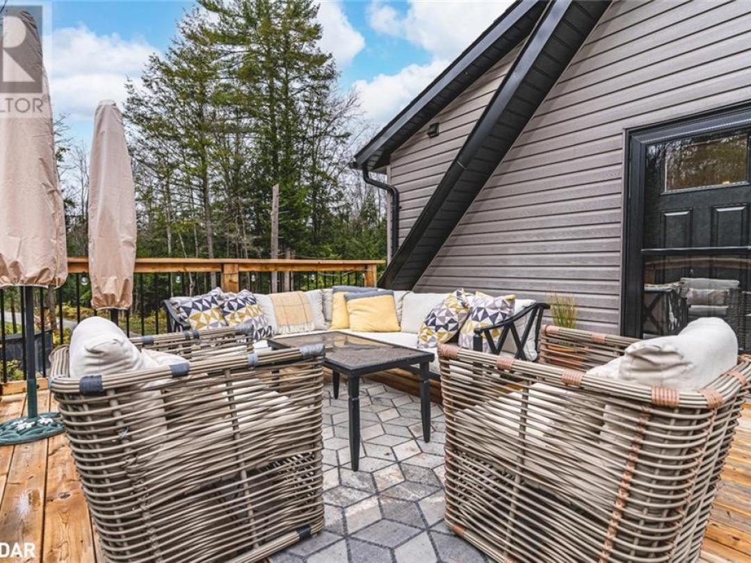 4057 Cambrian Road, Washago