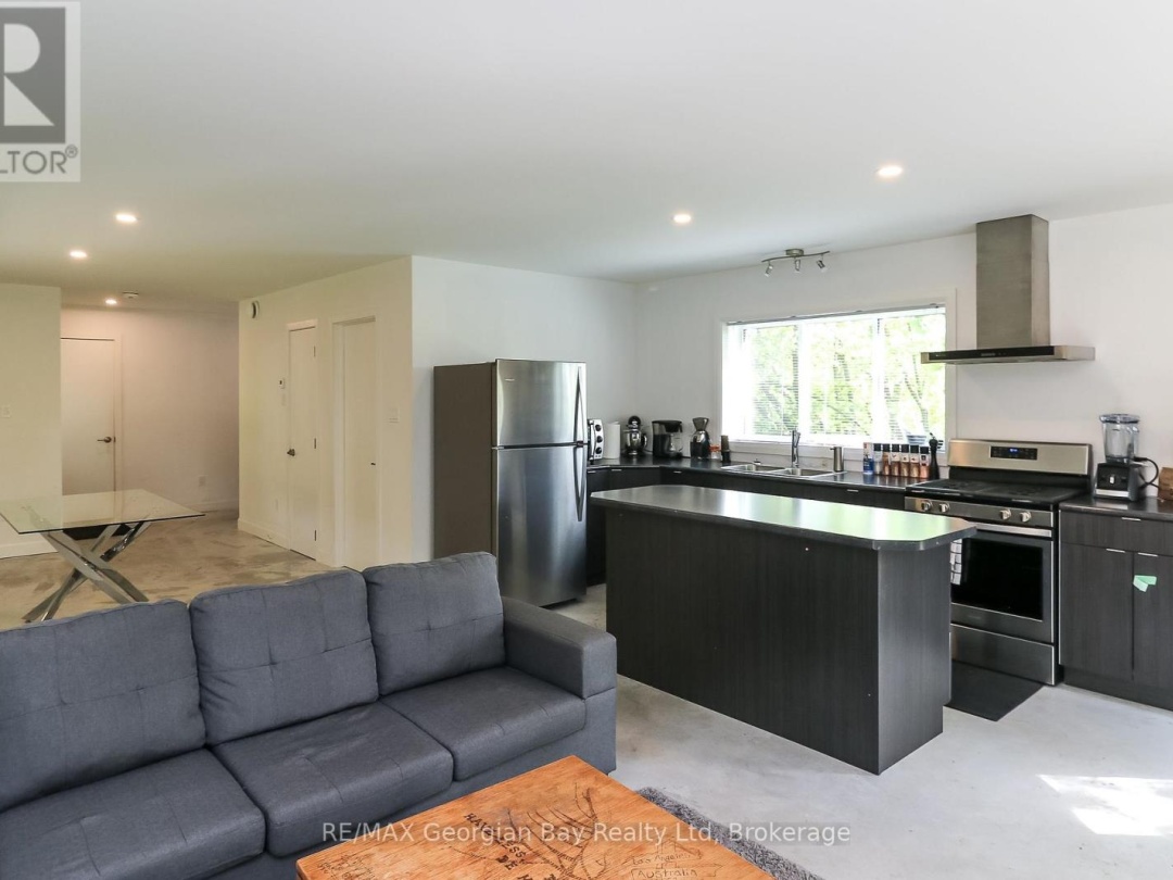 415 Talbot Street, Tay (Port McNicoll)
