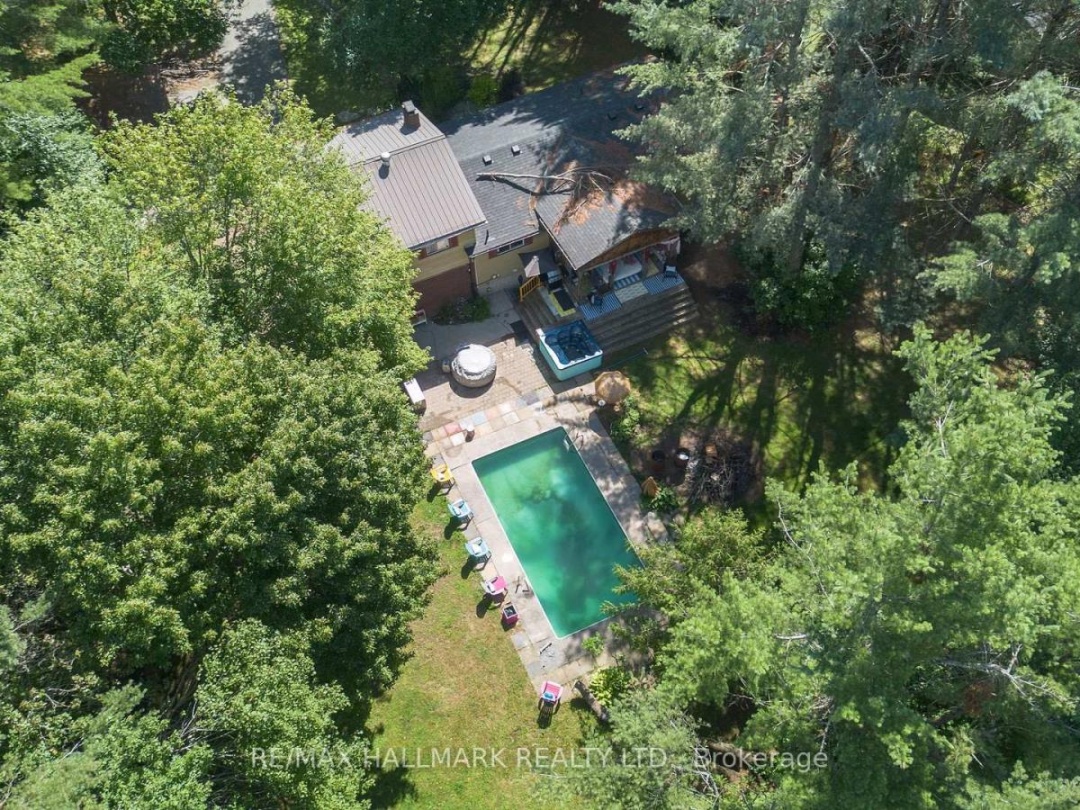 14 SELLENS AVENUE, Bracebridge (Macaulay)