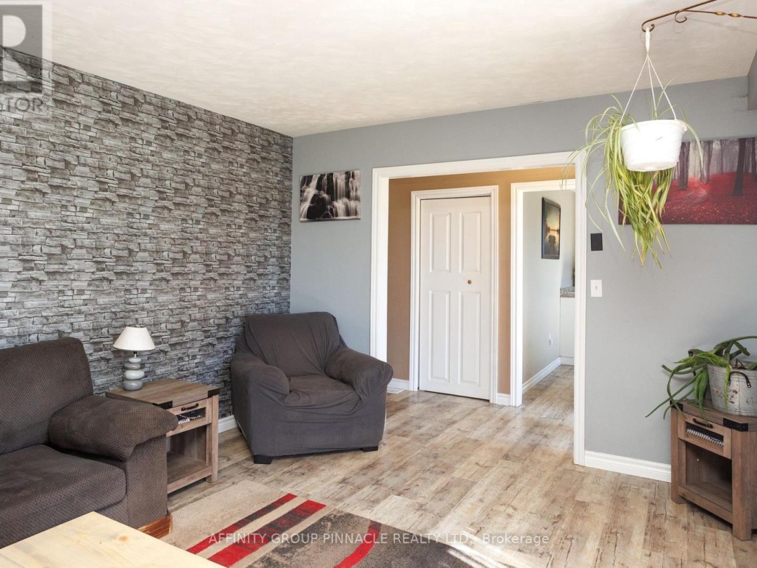 6077 35 HIGHWAY, Kawartha Lakes (Somerville)