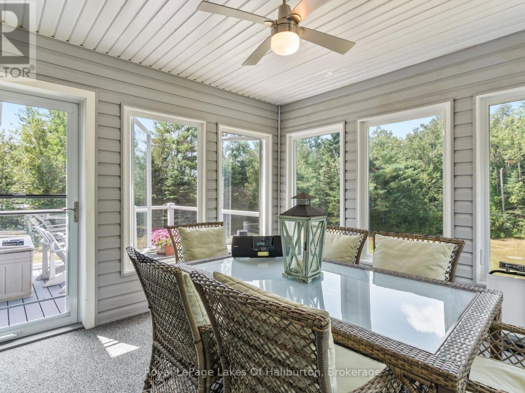 1030 SAWDUST ROAD N, 