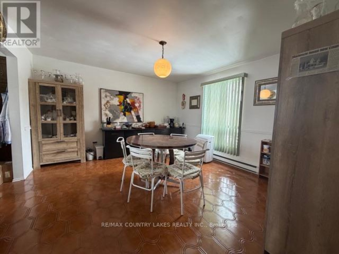 4 MACPHERSON CRESCENT, Kawartha Lakes (Carden)
