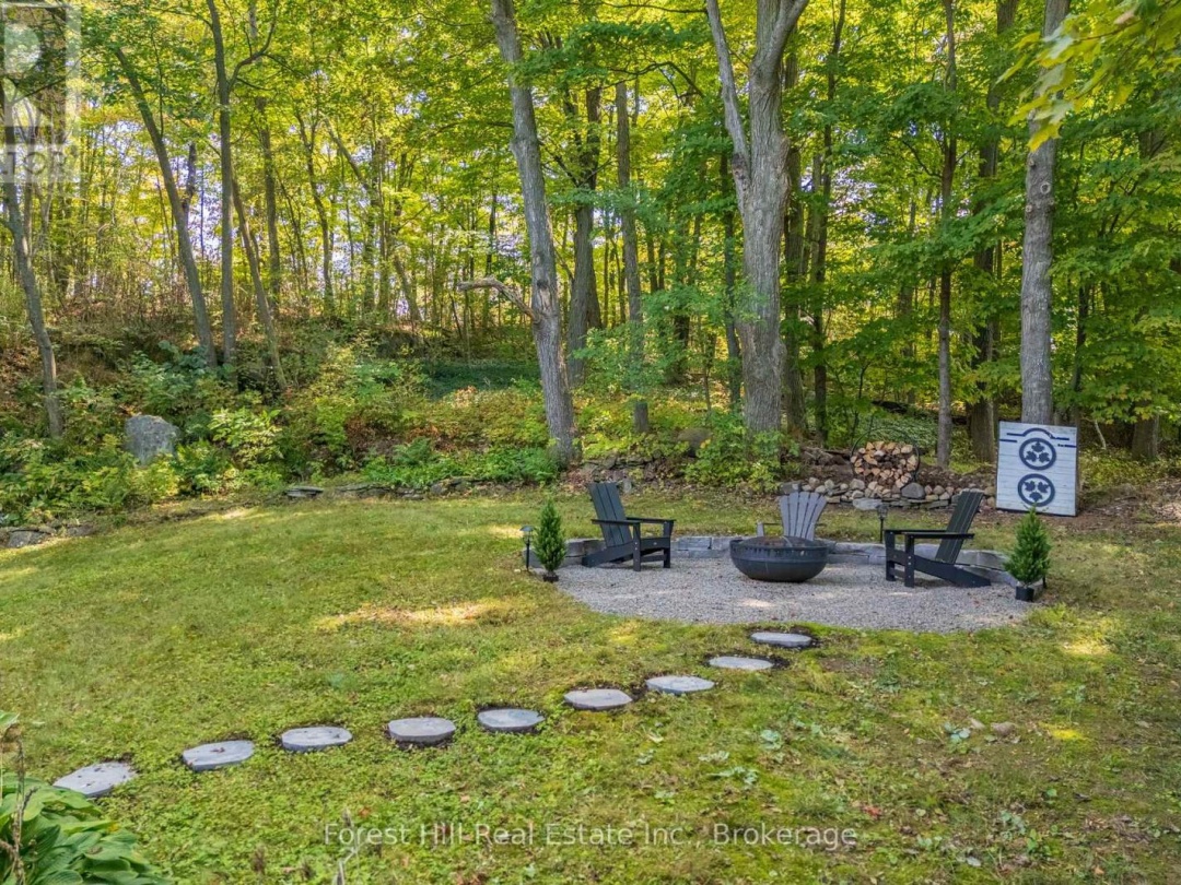 1 MAPLECREST COURT, Huntsville (Chaffey)