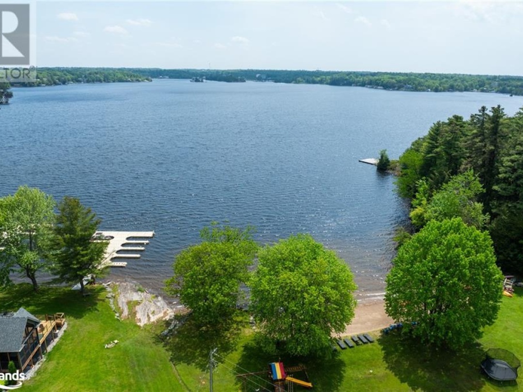 1142 Parkers Point Road, Lake Muskoka