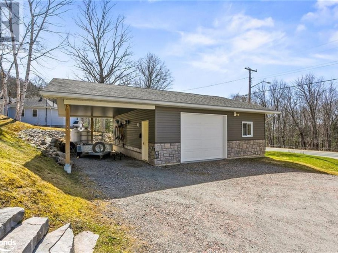 2592 Haliburton Lake Road, Haliburton