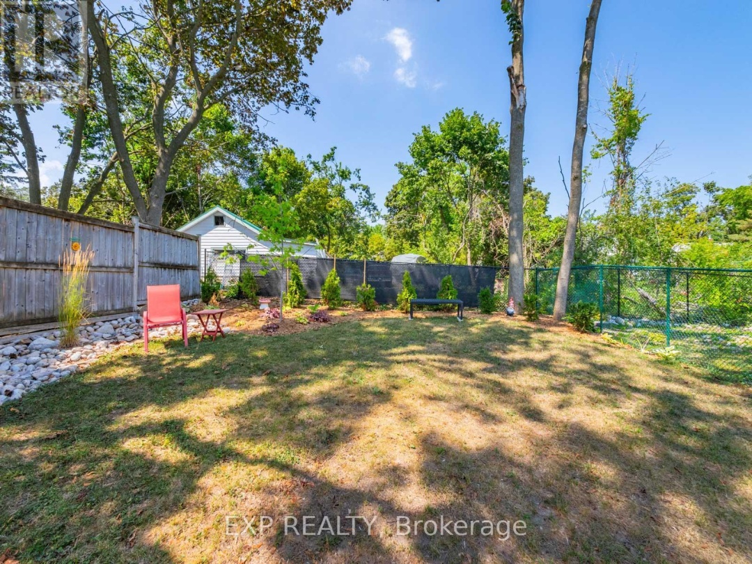 370 HOMEWOOD AVENUE, 