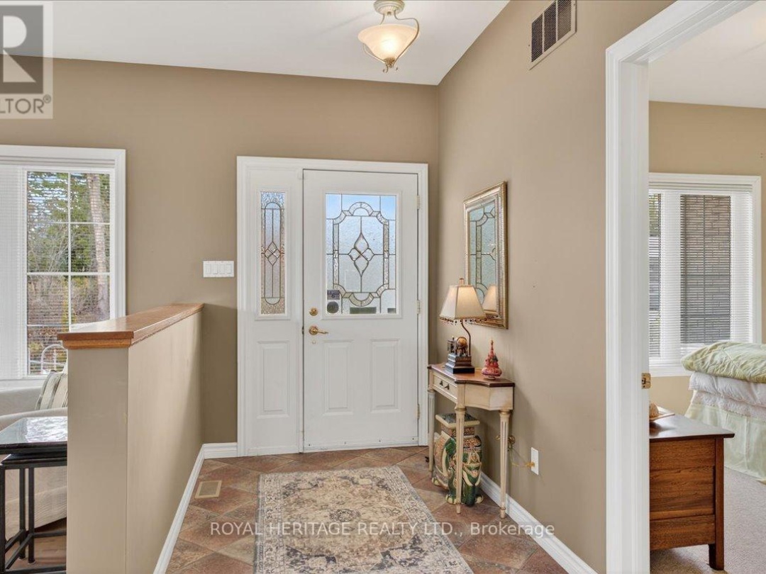 4 KENNEDY DRIVE, Kawartha Lakes (Fenelon Falls)