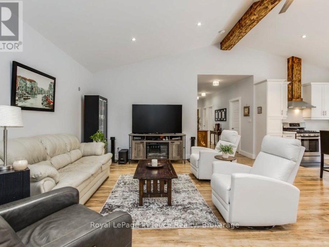 31 EARLDOM BOULEVARD, Georgian Bay