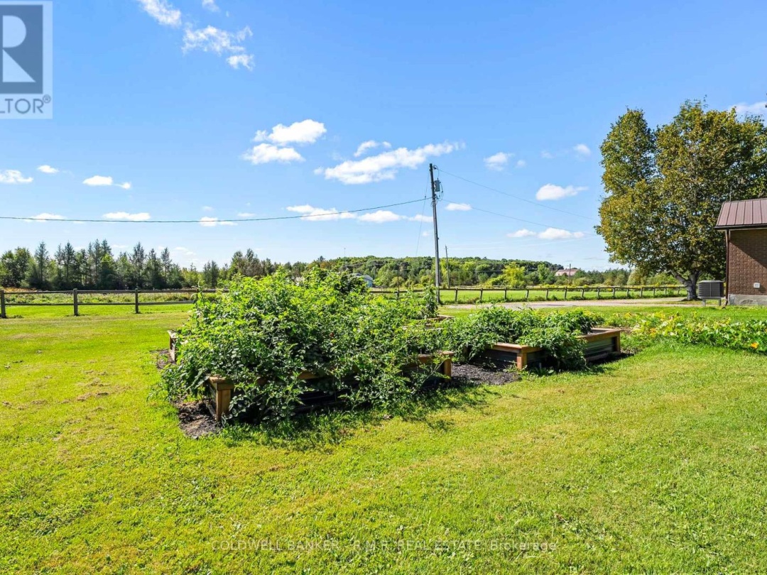 1076 Sandringham Road, Kawartha Lakes