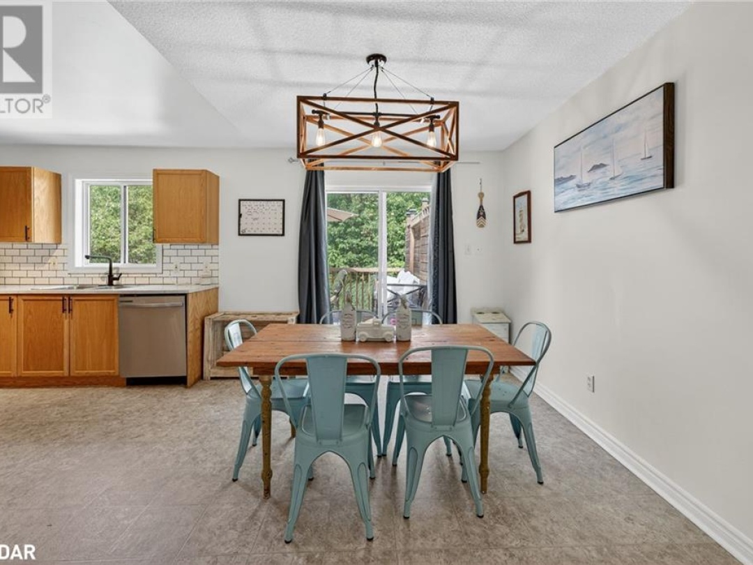 7935 PARK LANE Crescent, 