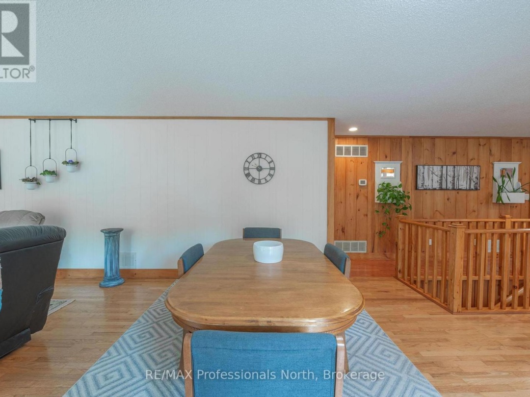1006 TENNYSON ROAD, 