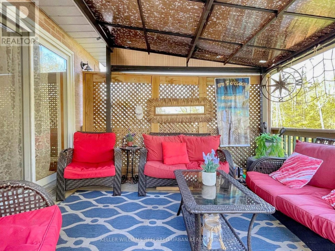 30 TRENT RIVER ROAD N, 