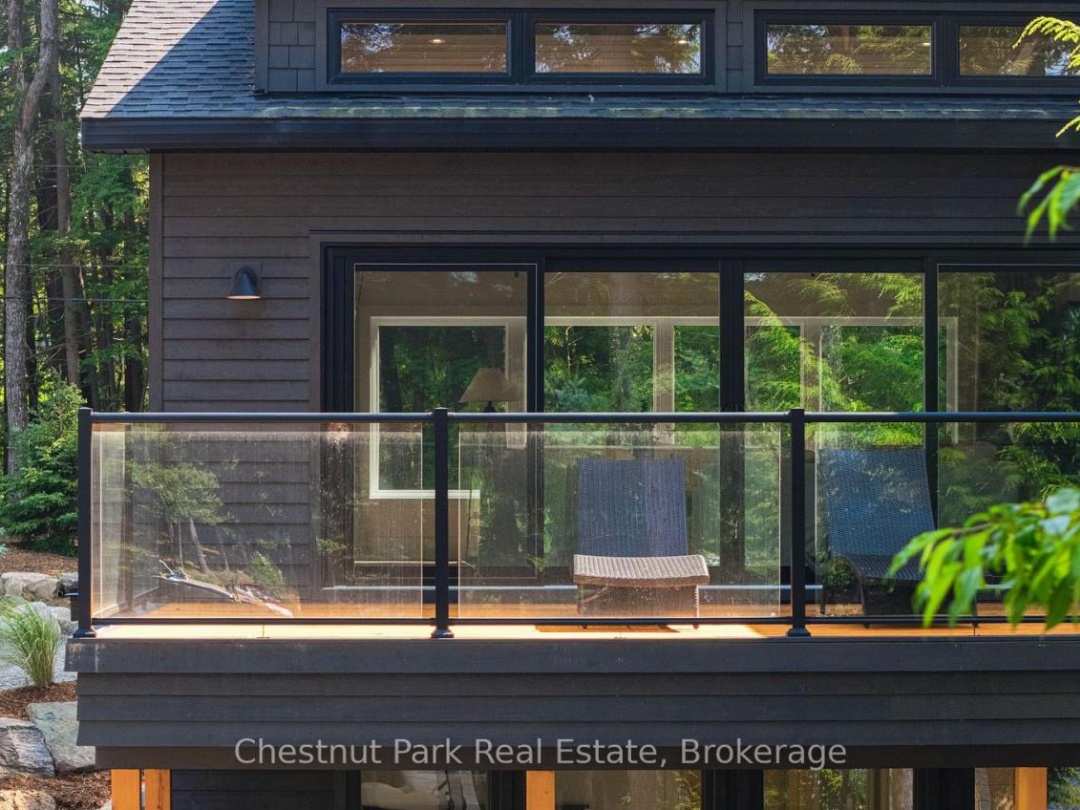 6 TAYLOR ISLAND 26LM, Lake Muskoka