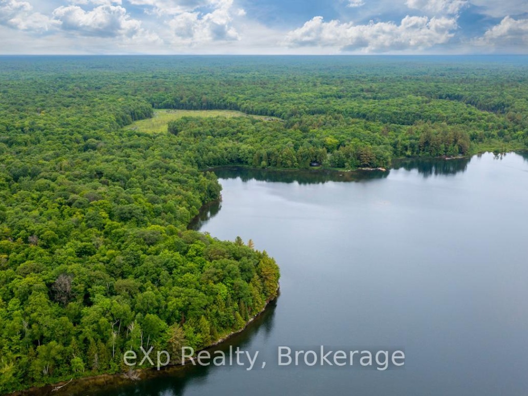 3 KINGFISHER ROAD, Trout Lake