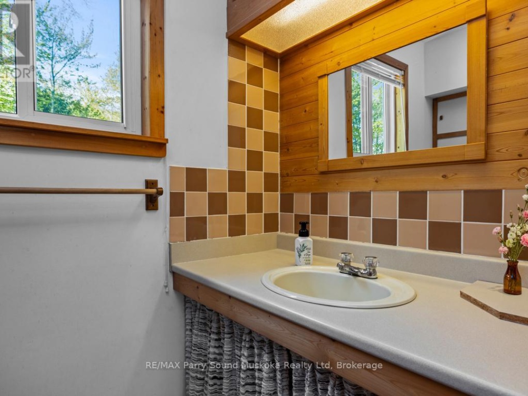 14 BURNEGIE LANE, Otter Lake