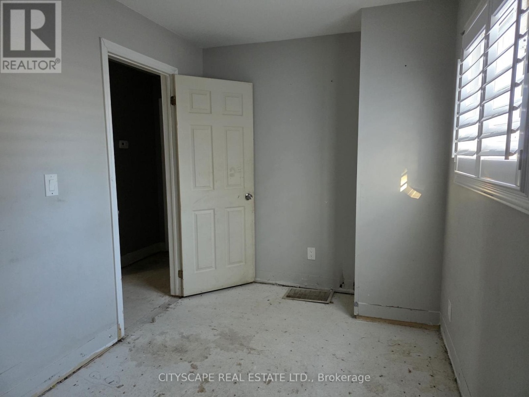 34 ROBINSON AVENUE, Kawartha Lakes (Kirkfield)