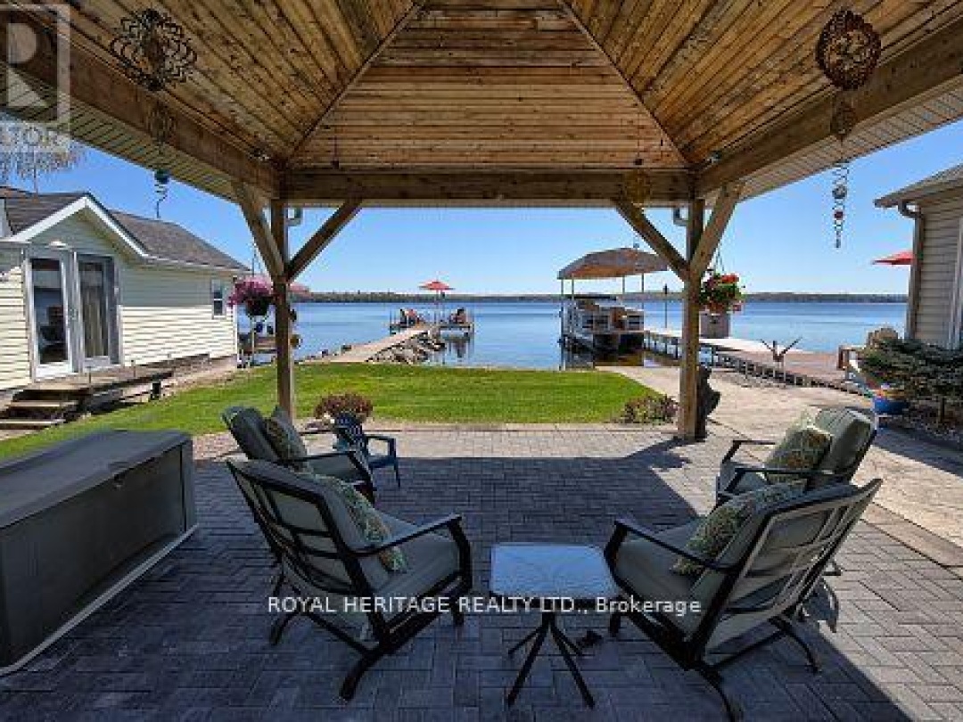 34 HILLS ROAD, Pigeon Lake