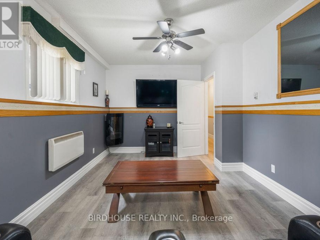 20 DOBLE DRIVE, Kawartha Lakes (Oakwood)
