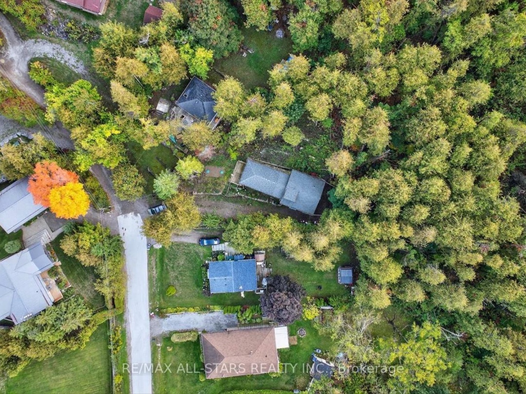 60 ELDER STREET, Sturgeon Lake