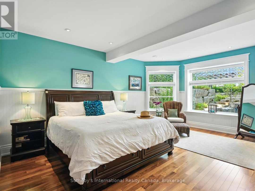 153 CREIGHTON STREET S, Lake Simcoe