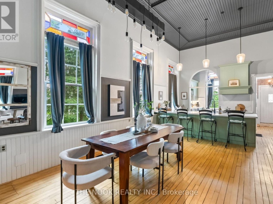 275 VALENTIA ROAD, 