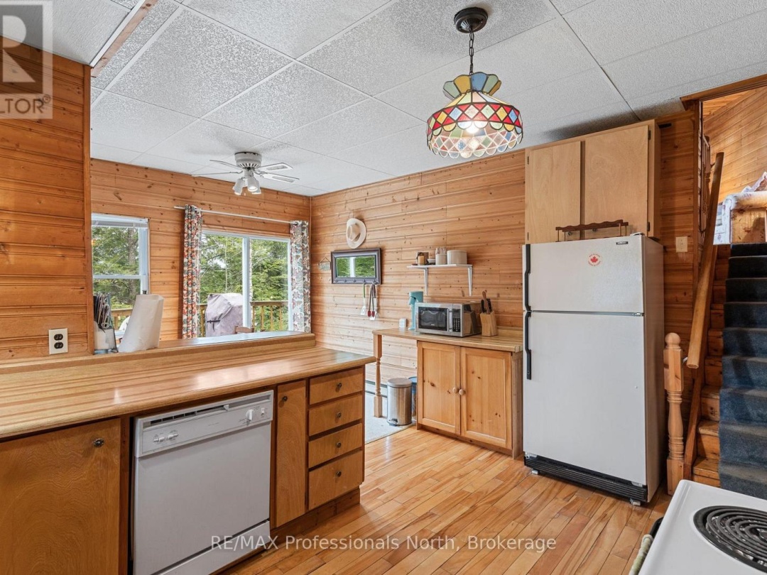 1201 TRELLIS TRAIL, Bob Lake