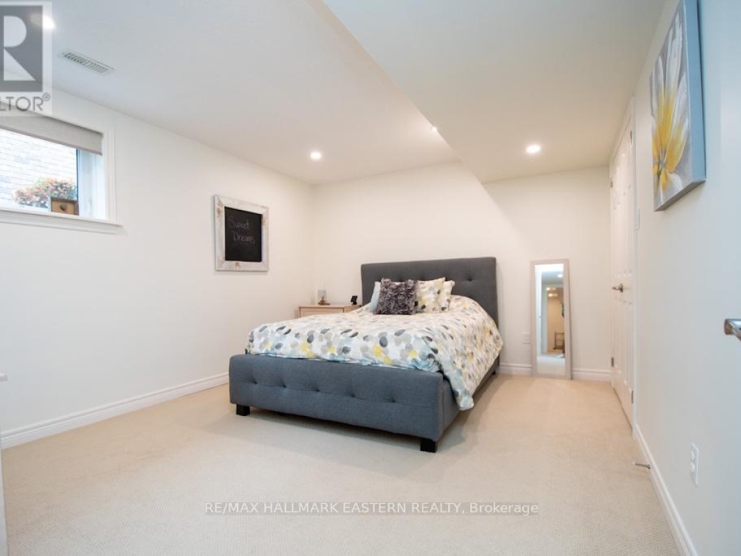 19 MARINA DRIVE, Pigeon Lake