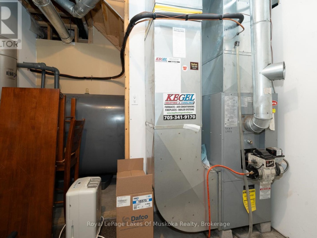 1484 SHANGRILA ROAD, 