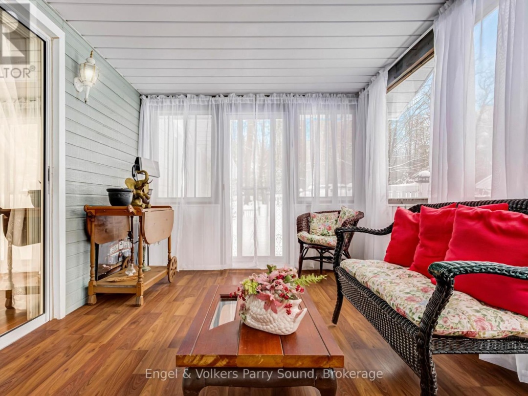 3 SQUIRREL AVENUE, McDougall
