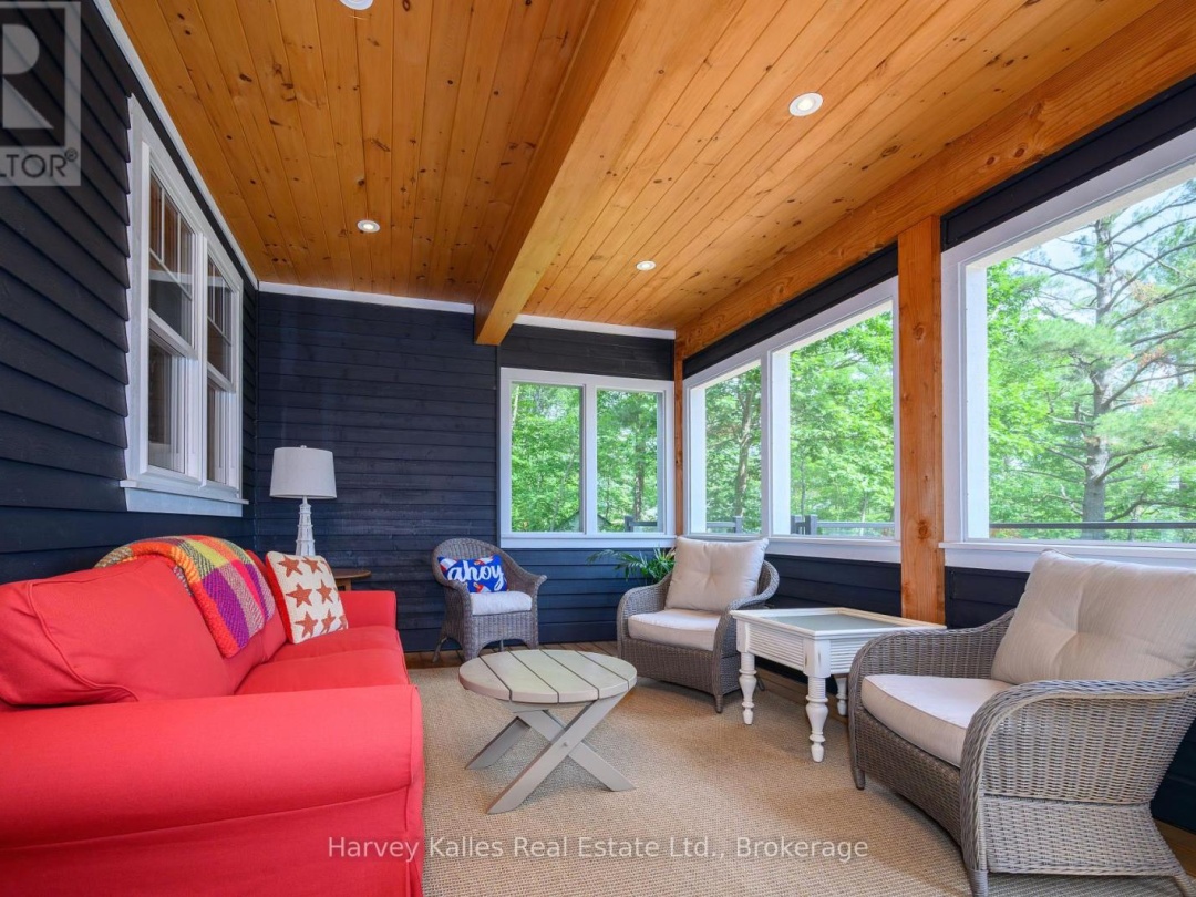 1045 LAKESHORE DRIVE, 