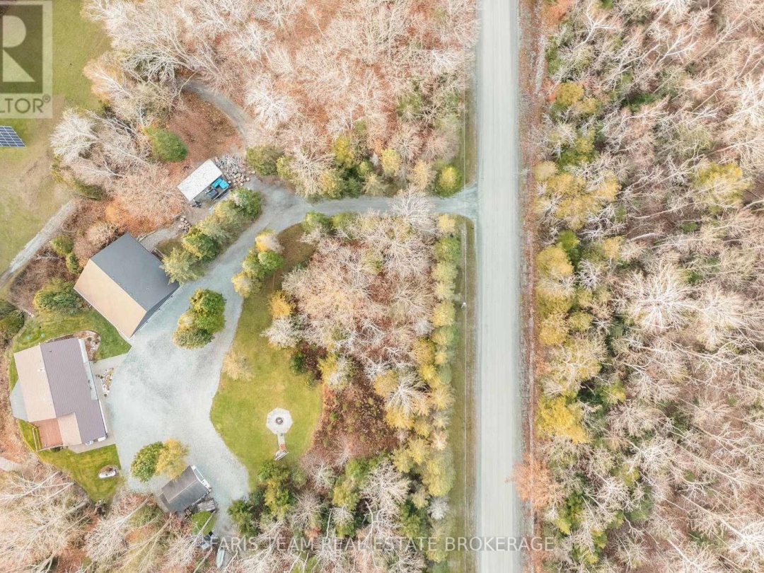 1520 ROSEMOUNT ROAD, Tay