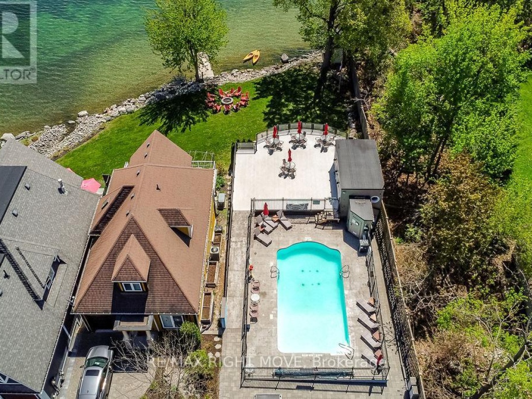 28 - 10 INVERMARA COURT, Lake Simcoe